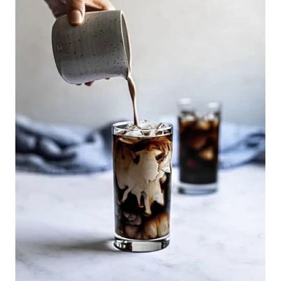 Convenient Cold Water Soluble White Coffee Creamer with 35% Fat and 1-4% Protein